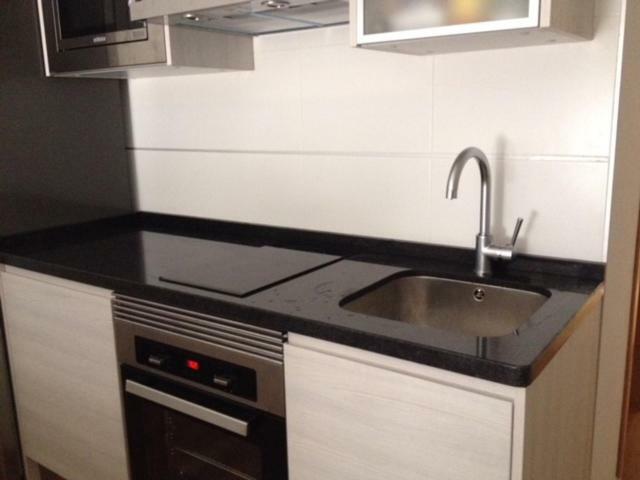 Apartamento Con Parking Y Piscina Centro De Malaga By Grupo Bmorales ภายนอก รูปภาพ